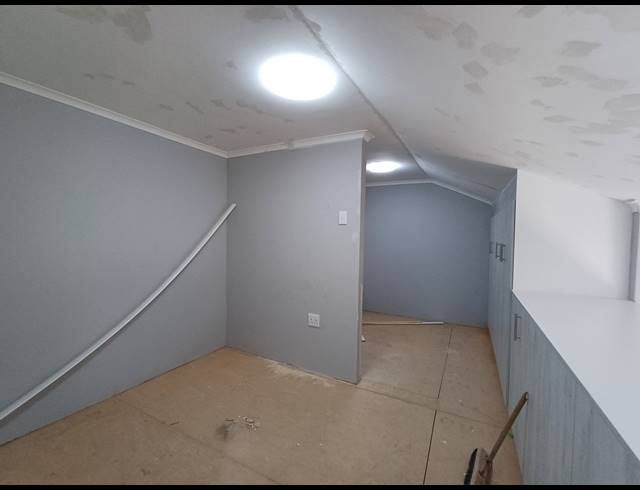 2 BEDROOM APARTMENT FOR SALE IN CHASEDENE